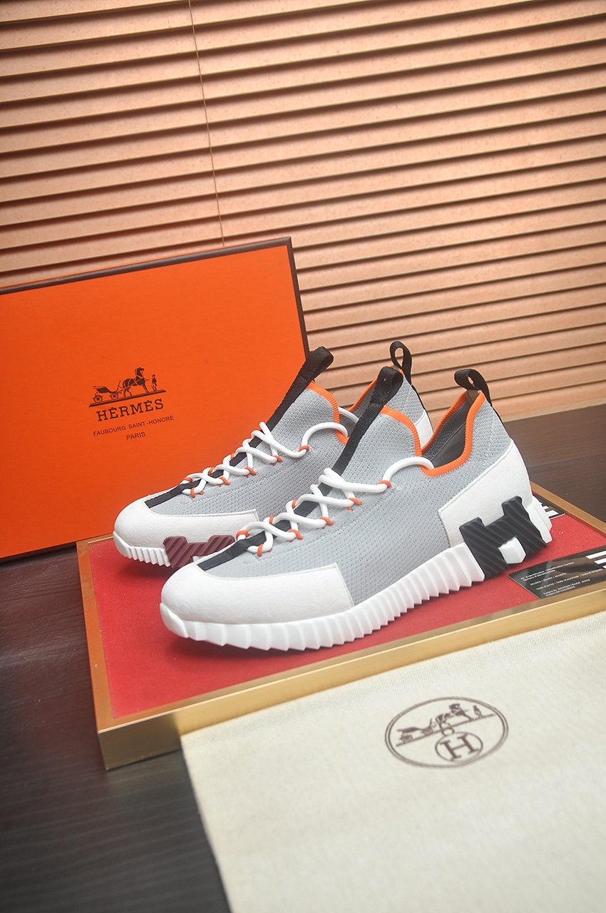 Hermès Low-Top Sneakers